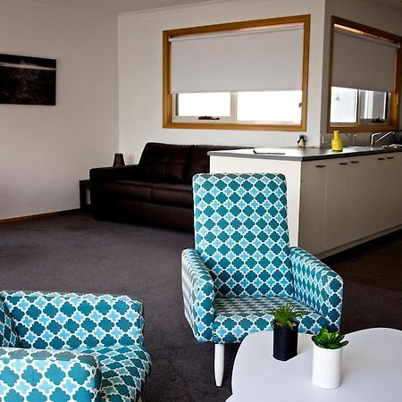 Penguin Beachfront Apartments Номер фото