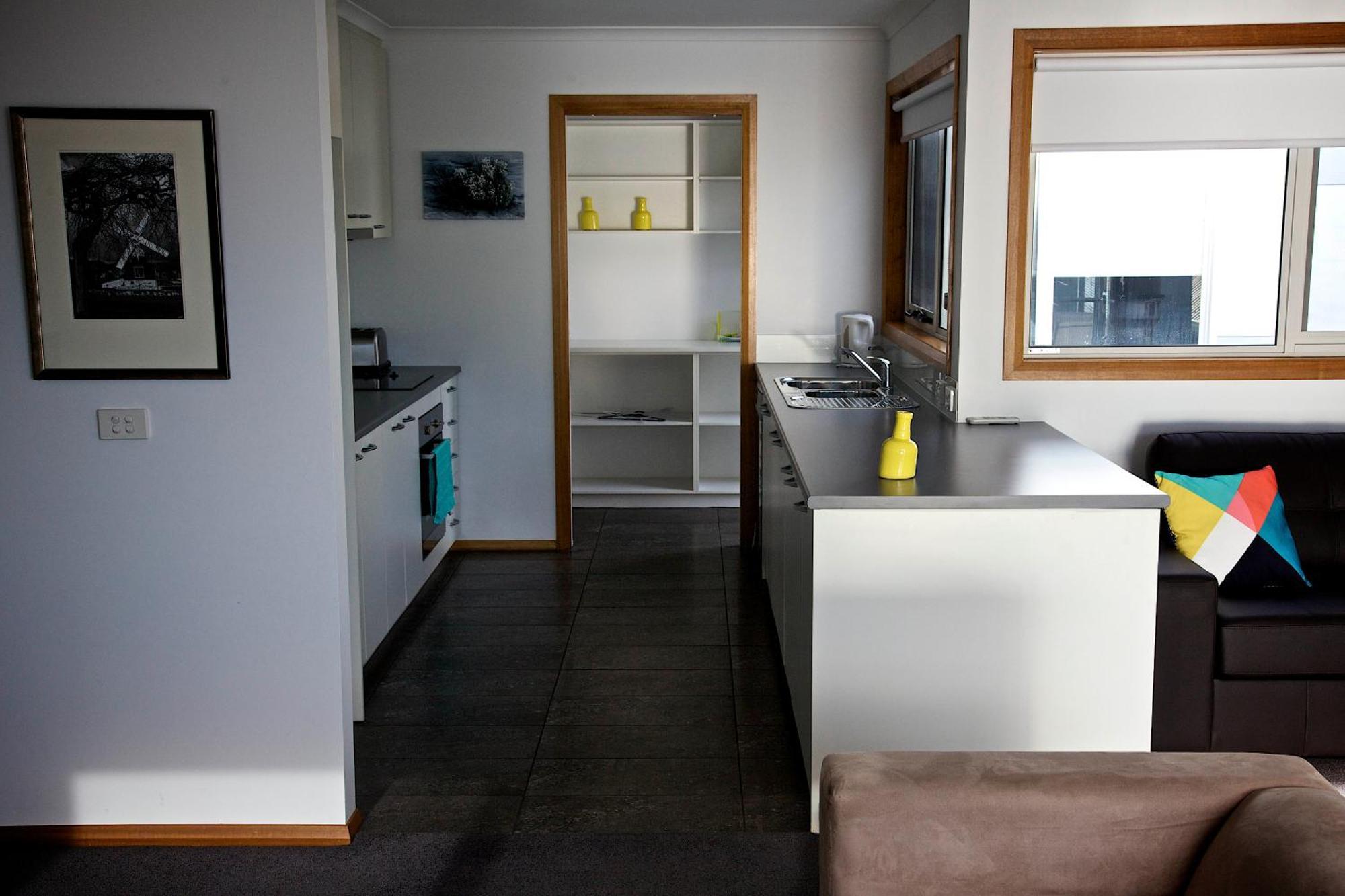 Penguin Beachfront Apartments Номер фото